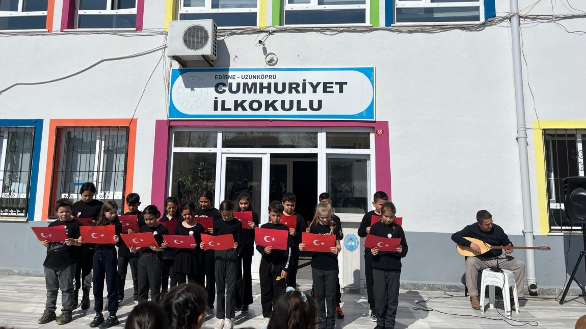 18 Mart Şehitleri Anma Günü ve Çanakkale Deniz Zaferi Okul Programımız 